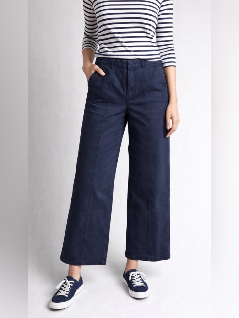 Universal Thread Navy Wide-Leg Cropped Pants